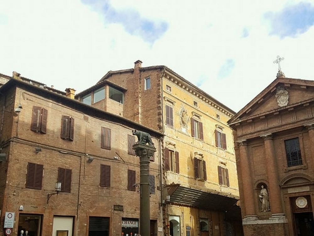 Appartamento in vendita in piazza tolomei, Siena