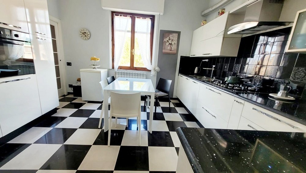 Appartamento in vendita in via lauretana, Monteroni d'Arbia
