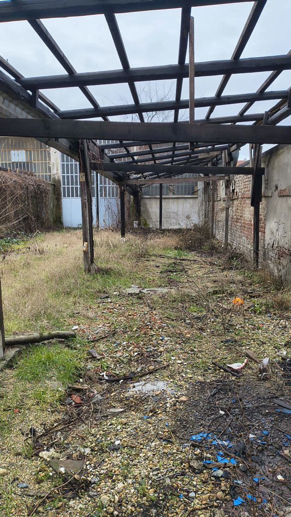 Capannone in vendita a Torino