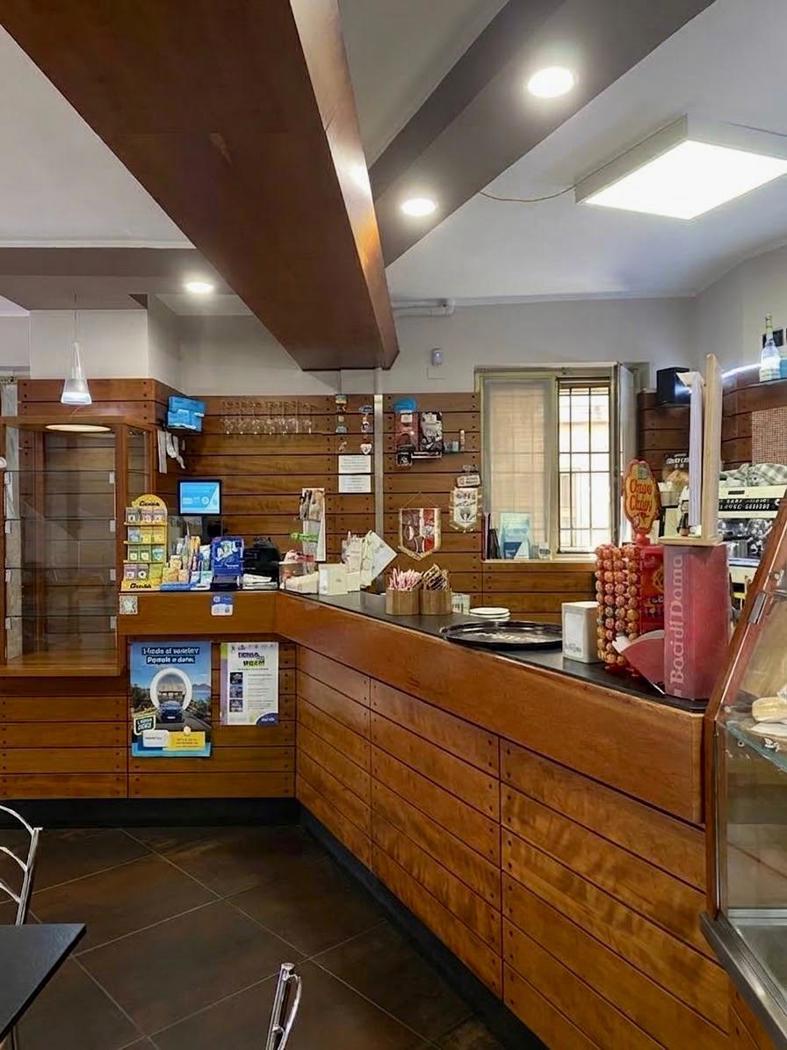 Attivit� commerciale Bar e tabacchi in vendita a Nichelino