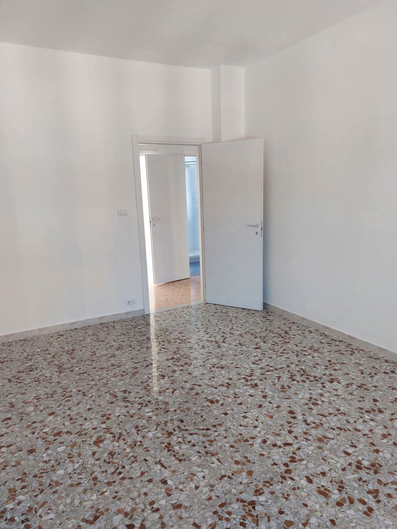 Trilocale ristrutturato a Nichelino