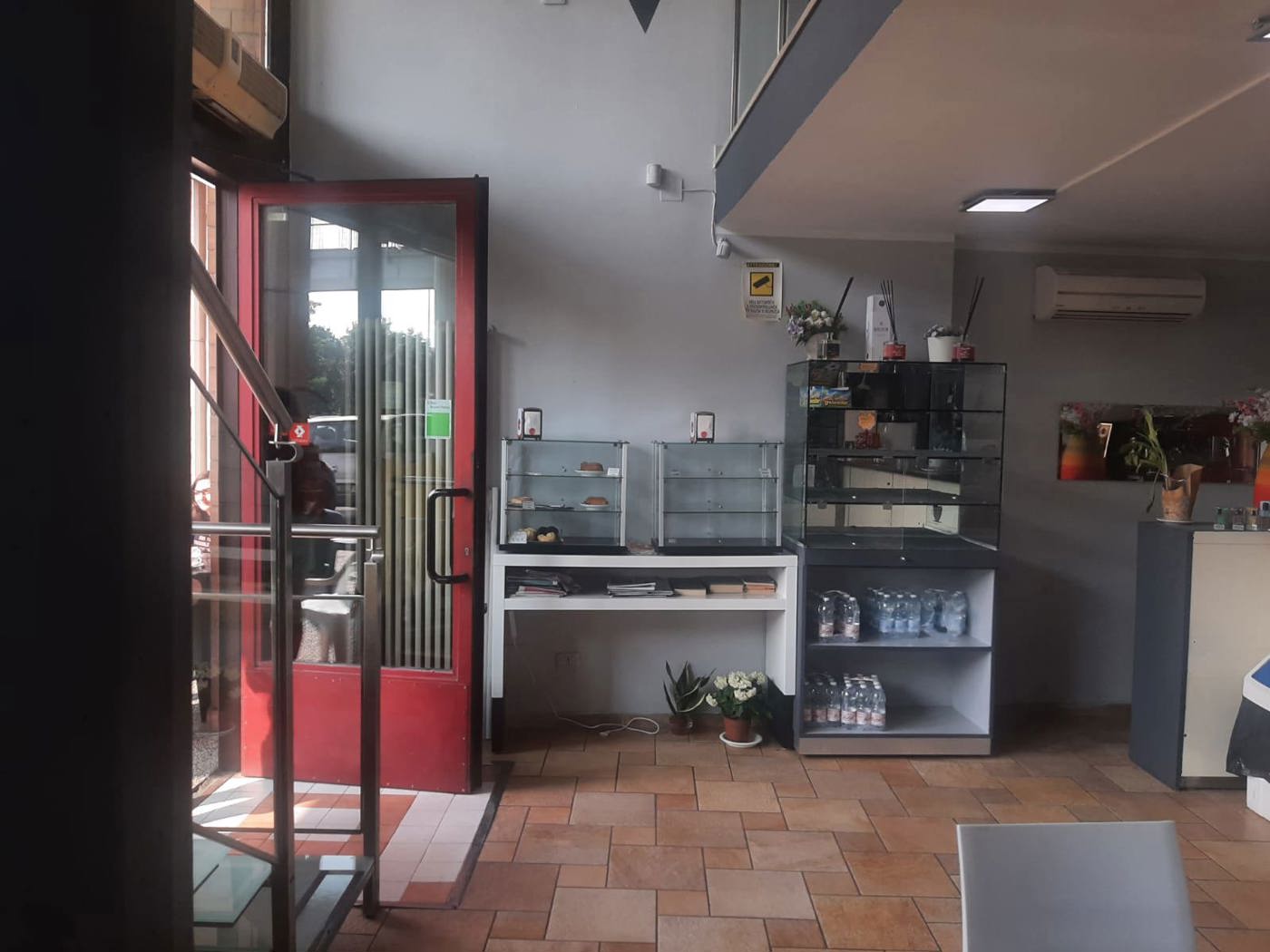Attivit� commerciale Bar e tabacchi in vendita a Nichelino
