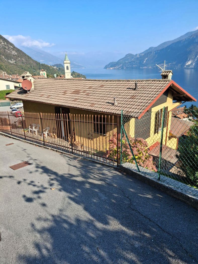 Villa vista lago a Oliveto Lario