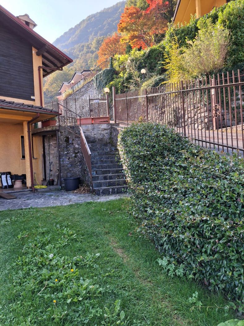 Villa vista lago a Oliveto Lario