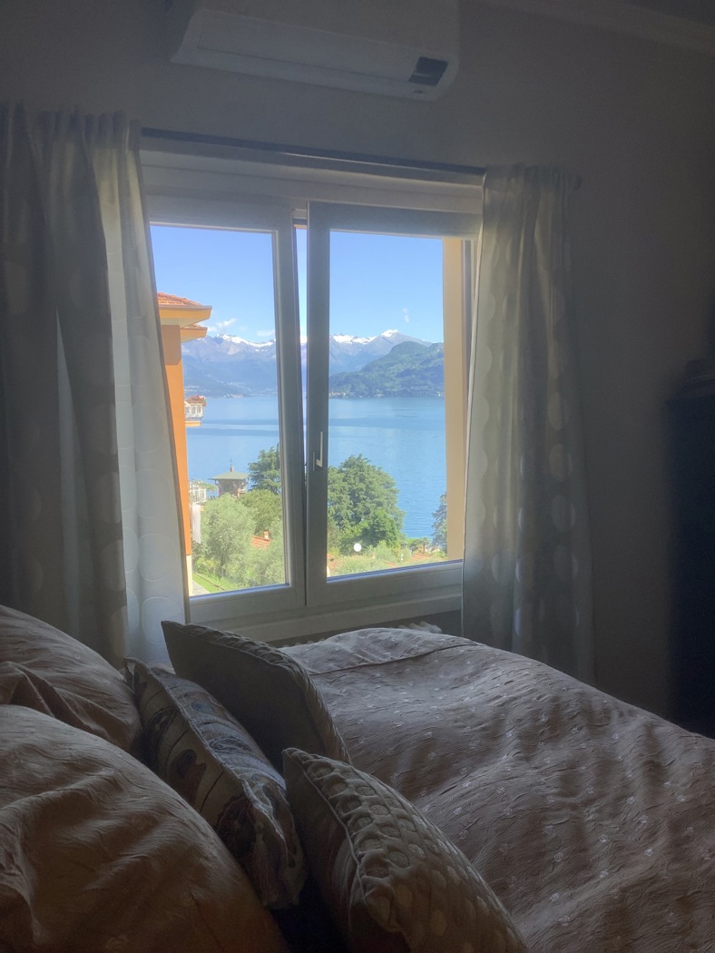 Quadrilocale in vendita a Oliveto Lario