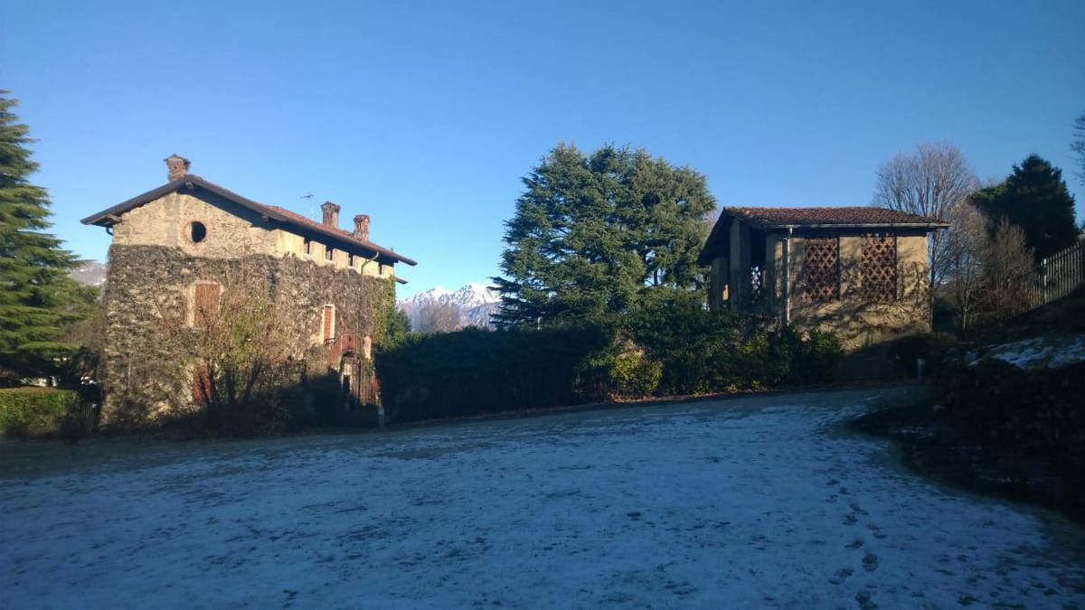 Casa indipendente in vendita a Castello di Brianza