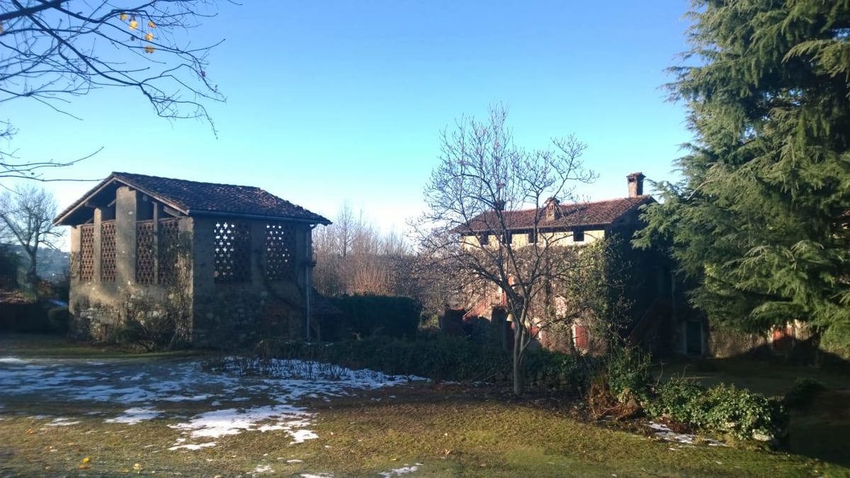 Casa indipendente in vendita a Castello di Brianza