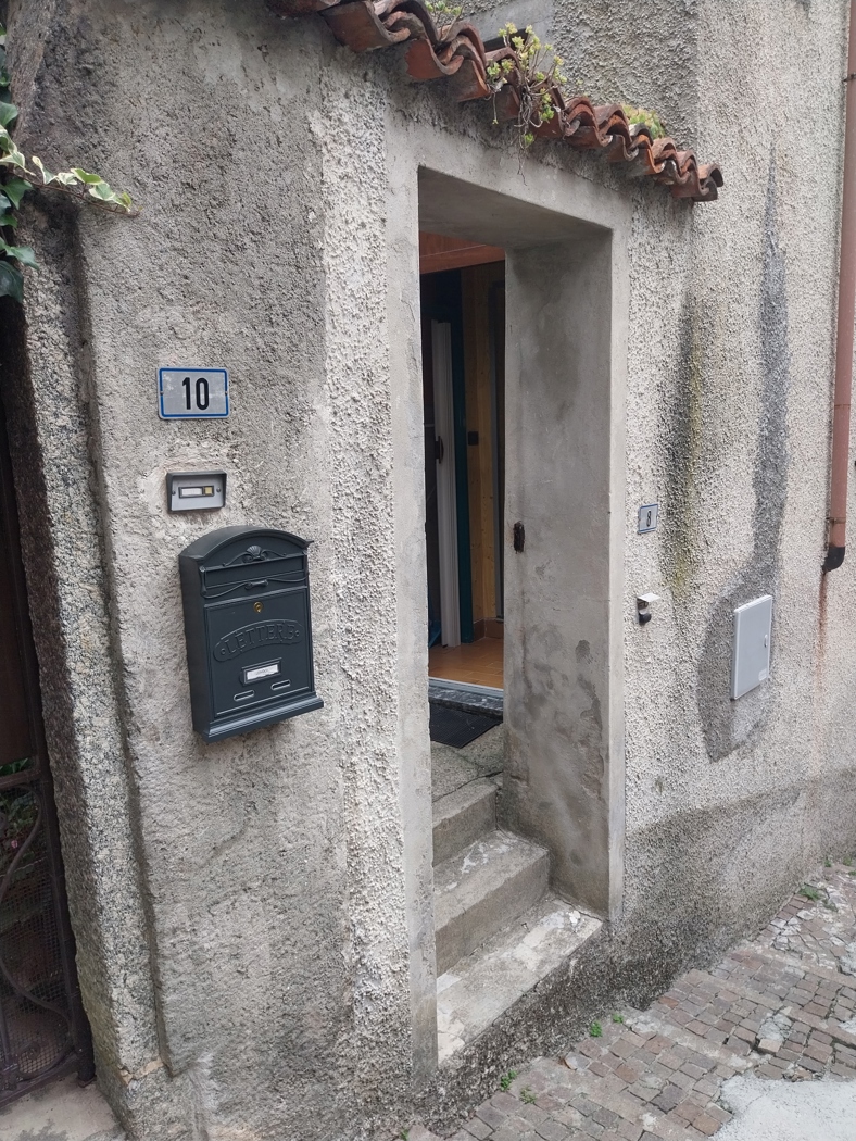 Monolocale in vendita a Oliveto Lario