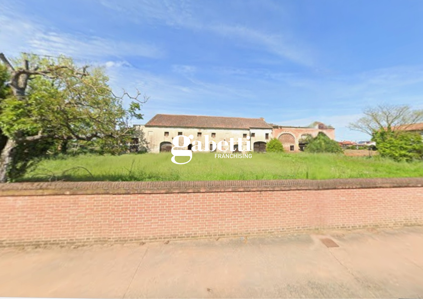 Rustico con giardino a Arre