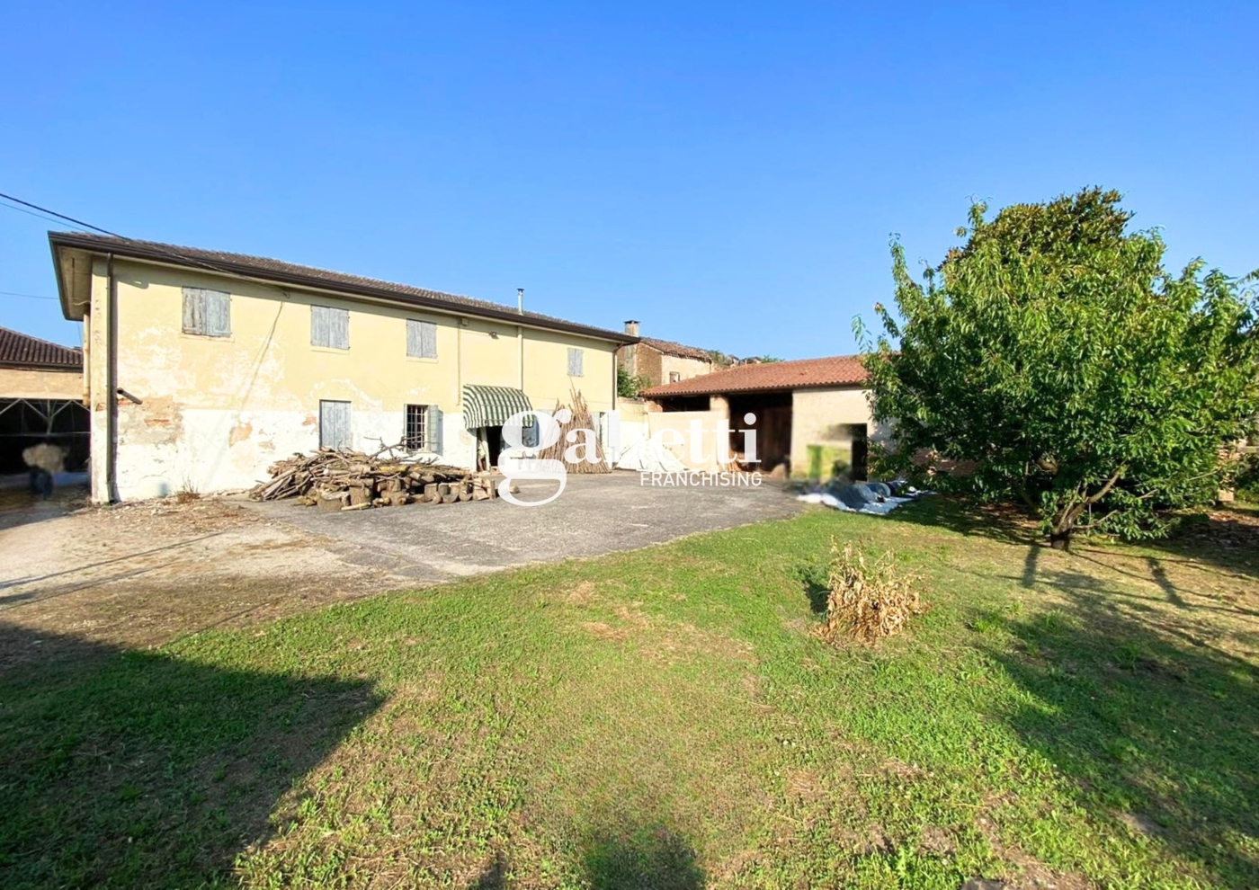 Casa indipendente da ristrutturare a Arre