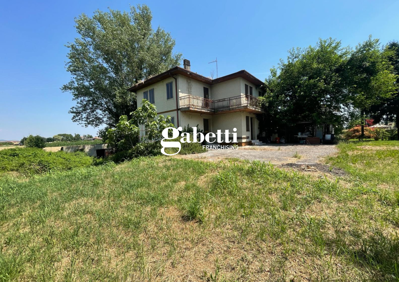 Casa indipendente con giardino a San Pietro Viminario