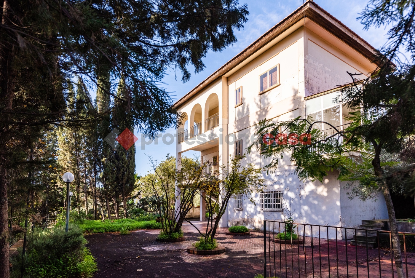 Villa con giardino a San Gregorio di Catania