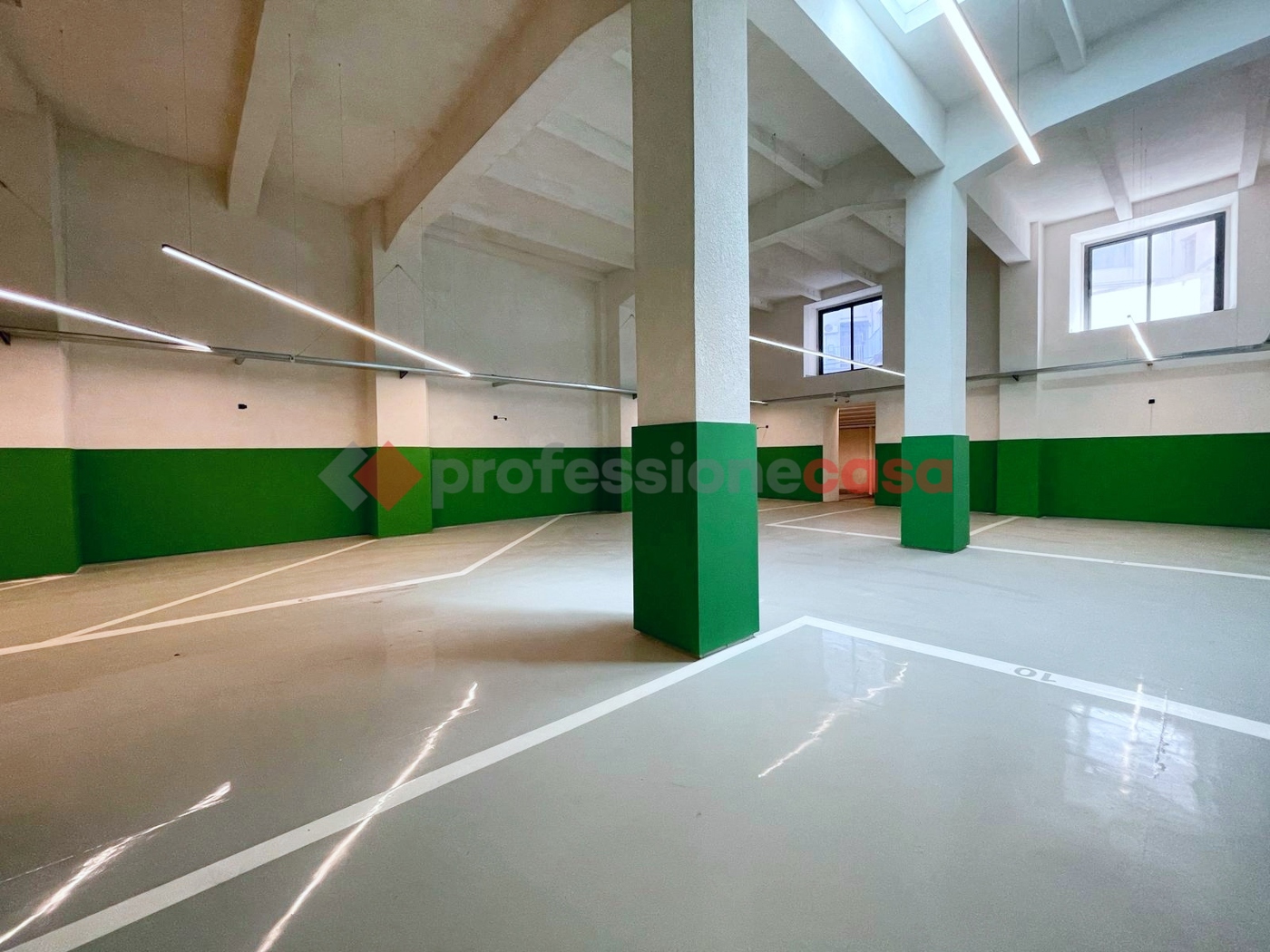 Box/Garage 330mq in vendita a Catania