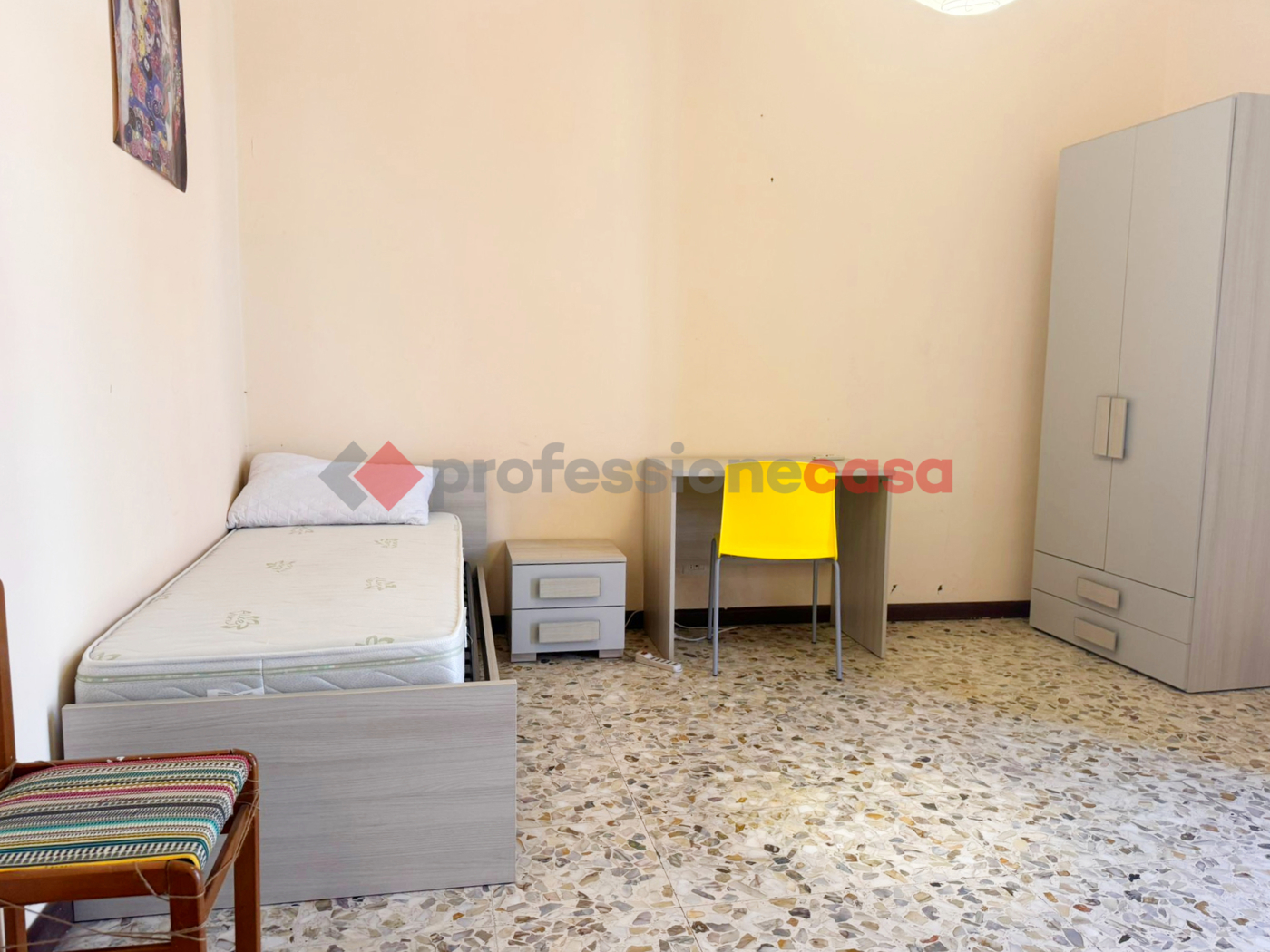 Monolocale arredato in affitto a Catania
