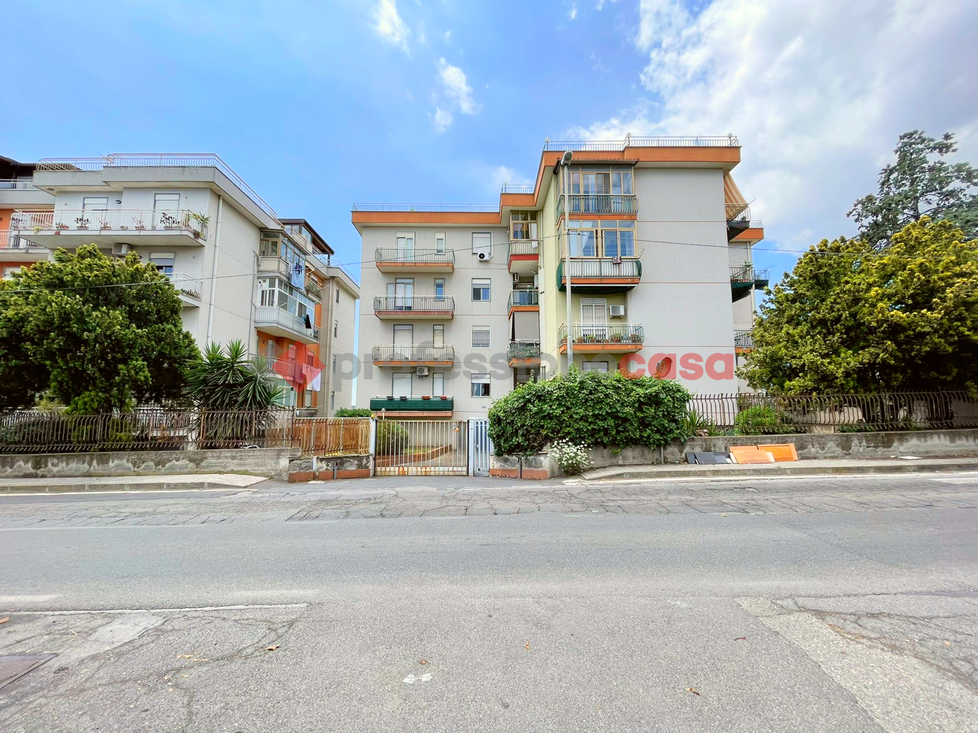 Quadrilocale con box a San Giovanni la Punta