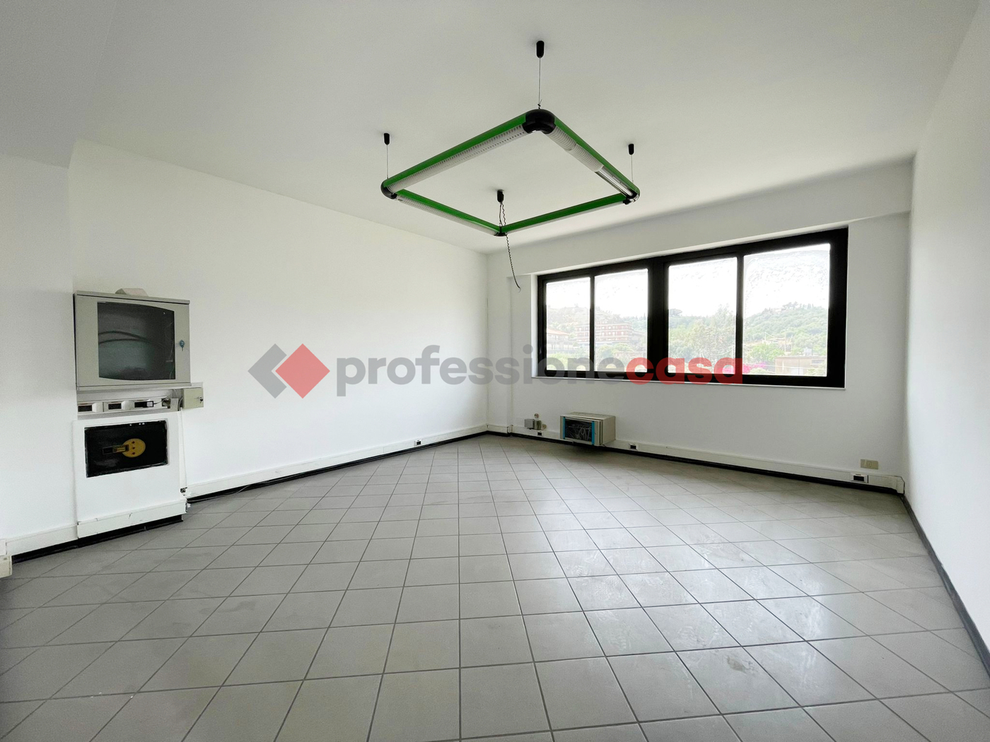 Ufficio in affitto a Motta Sant'Anastasia