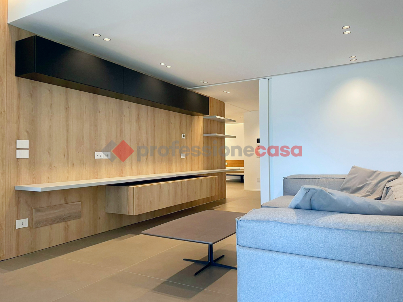 Trilocale arredato in affitto a Catania