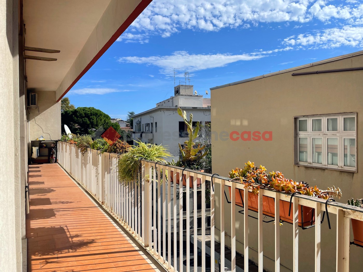 Appartamento con box a Catania