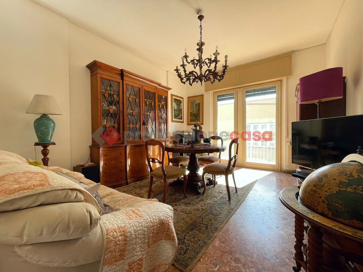 Appartamento con box a Catania