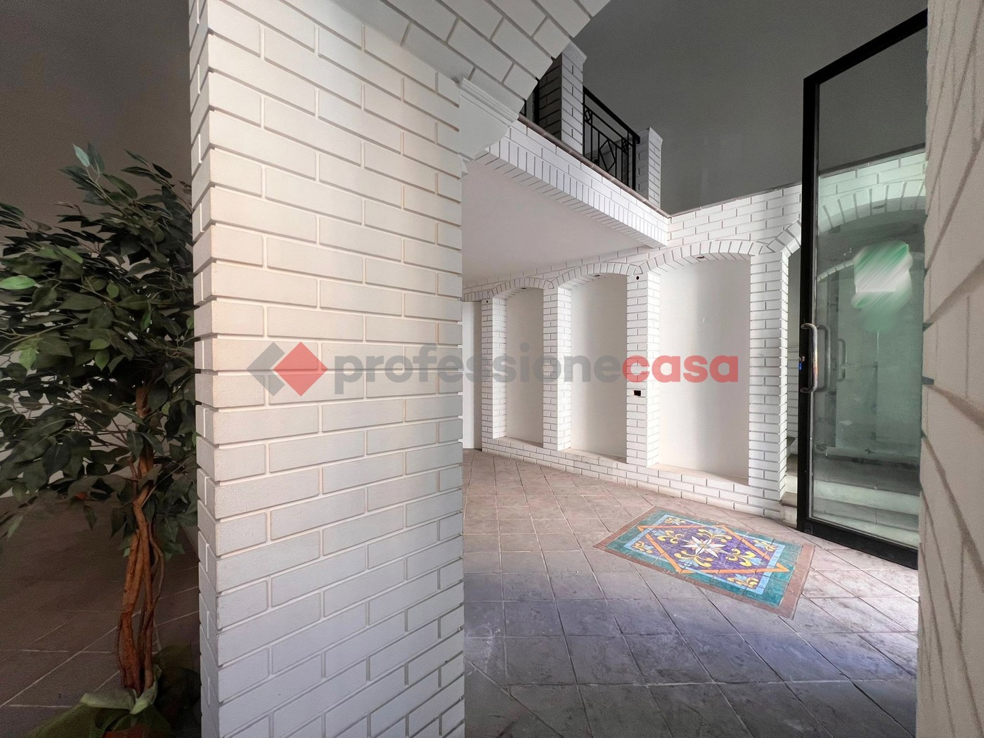 Negozio in affitto a Acireale