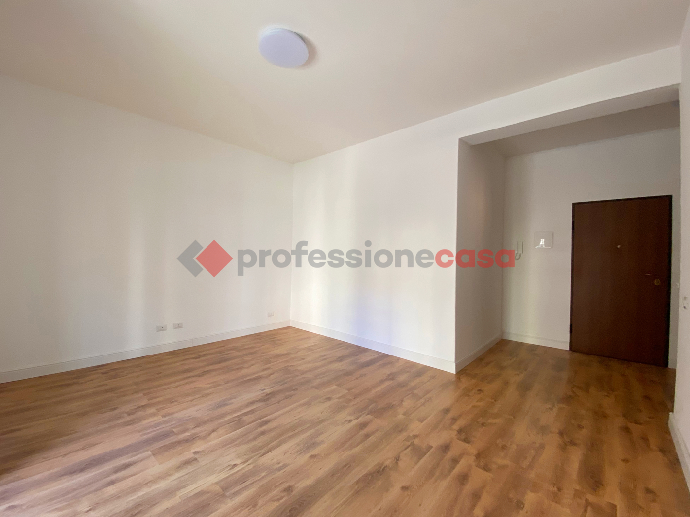 Quadrilocale arredato in affitto a Aci Castello