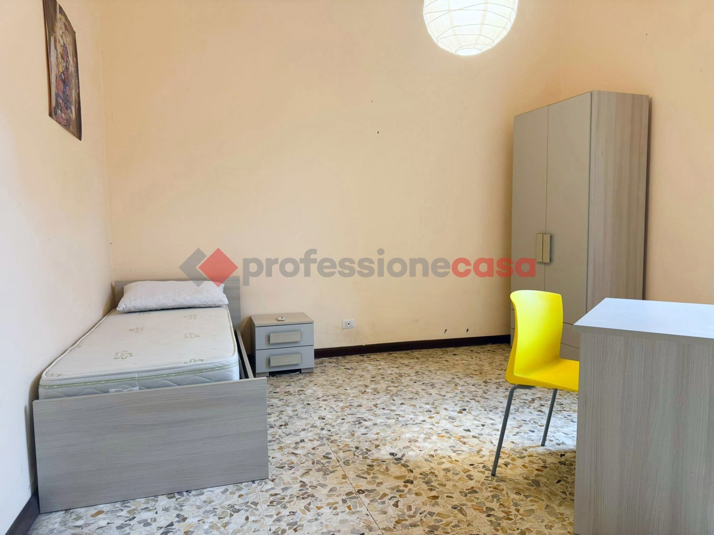 Monolocale arredato in affitto a Catania