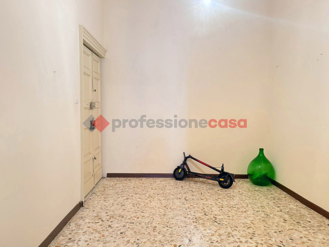 Monolocale arredato in affitto a Catania