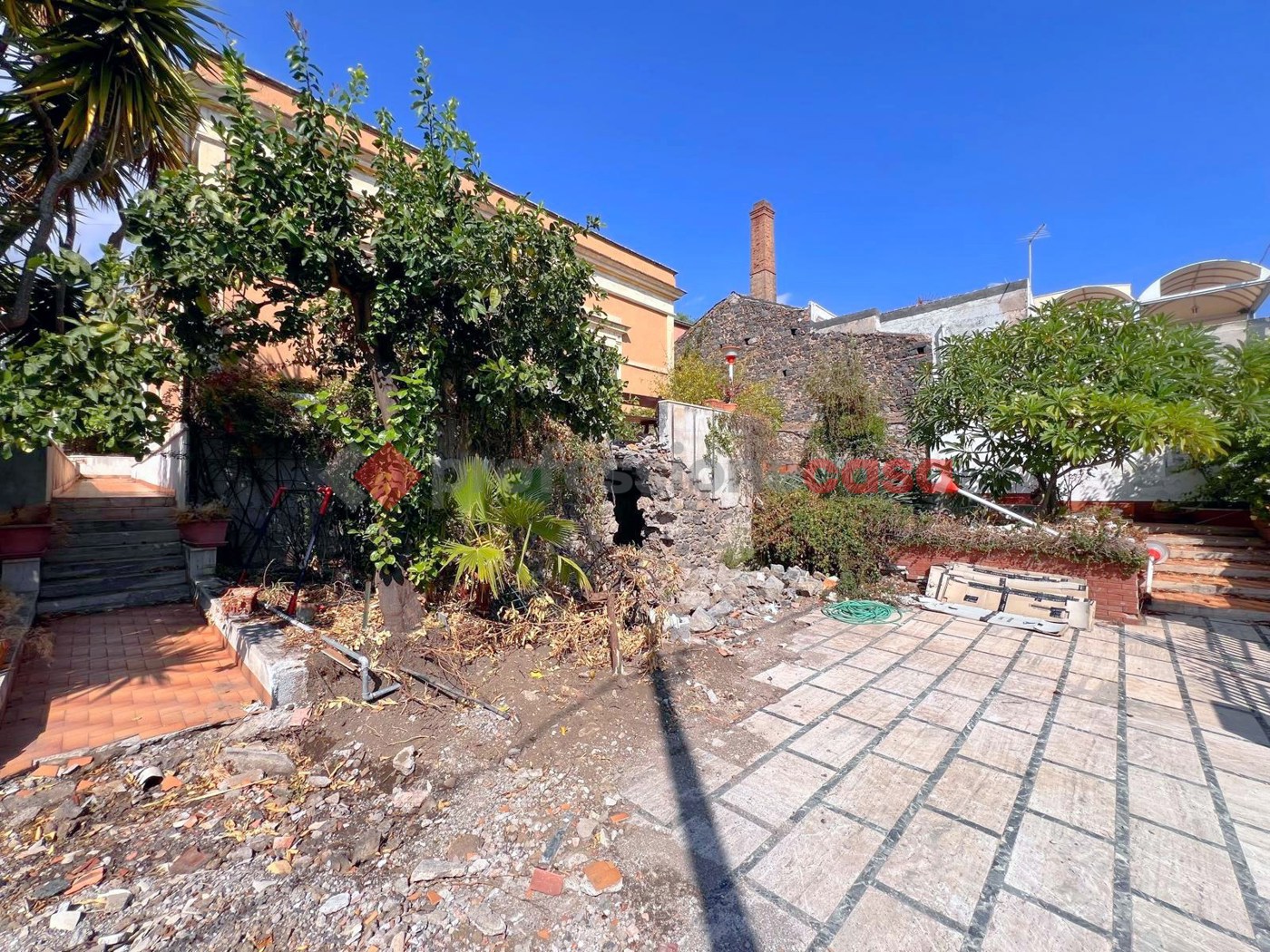 Villa con giardino a Catania