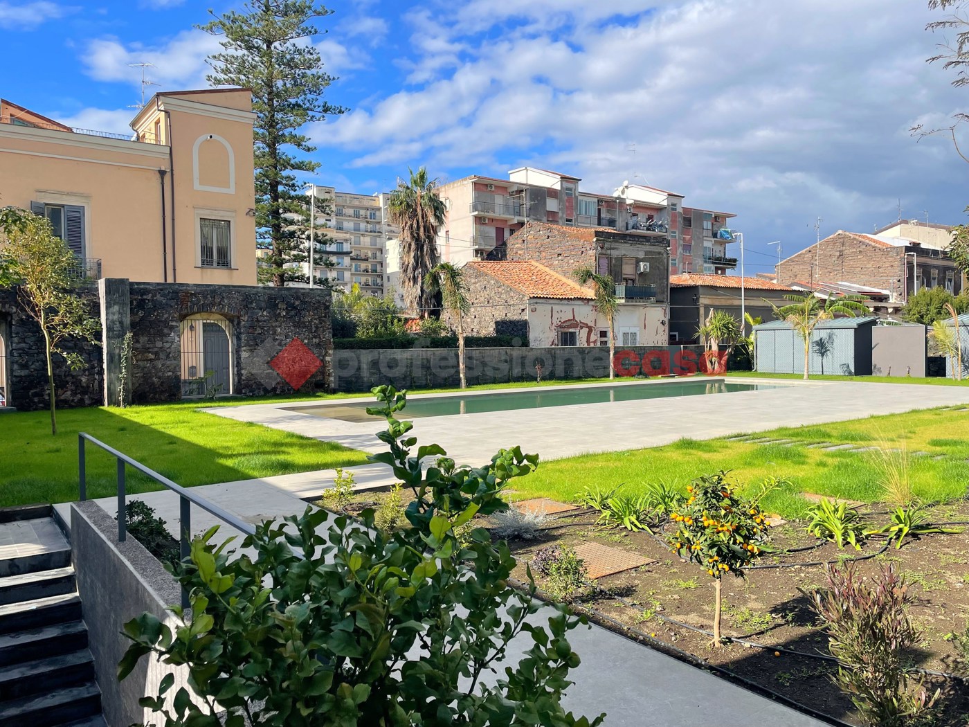 Trilocale arredato in affitto a Catania