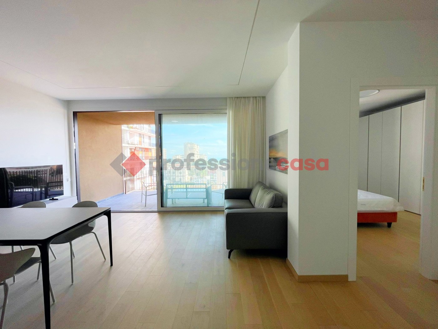 Trilocale arredato in affitto a Catania