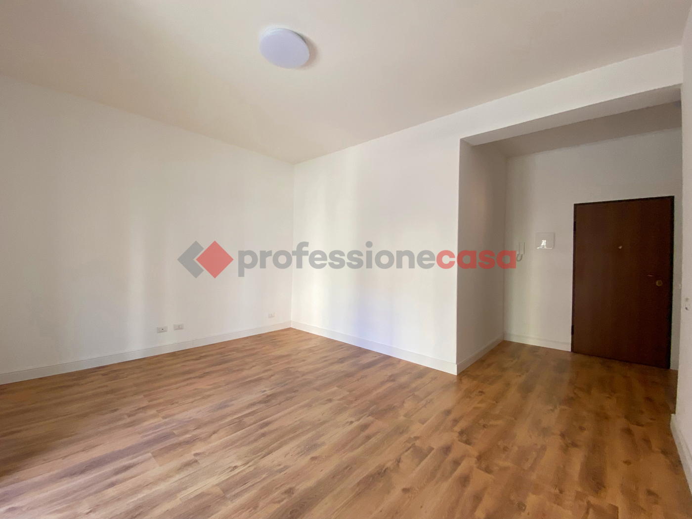 Quadrilocale arredato in affitto a Aci Castello