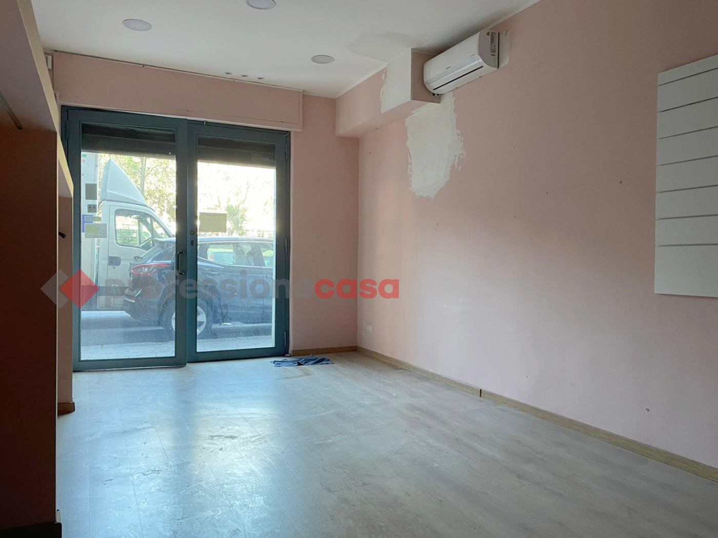 Negozio in affitto a Catania