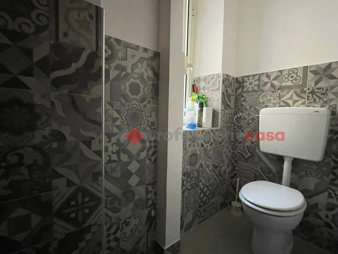 Negozio in affitto a Catania