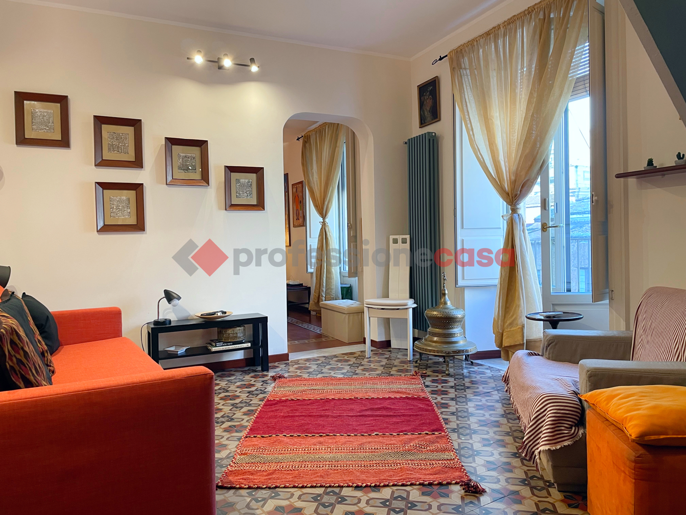 Monolocale arredato in affitto a Catania