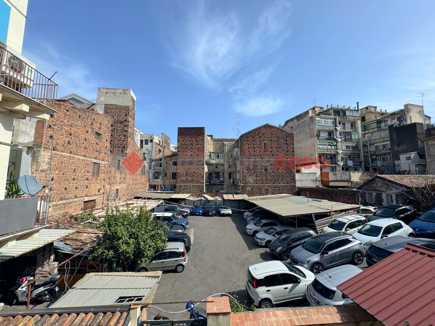 Trilocale arredato in affitto a Catania