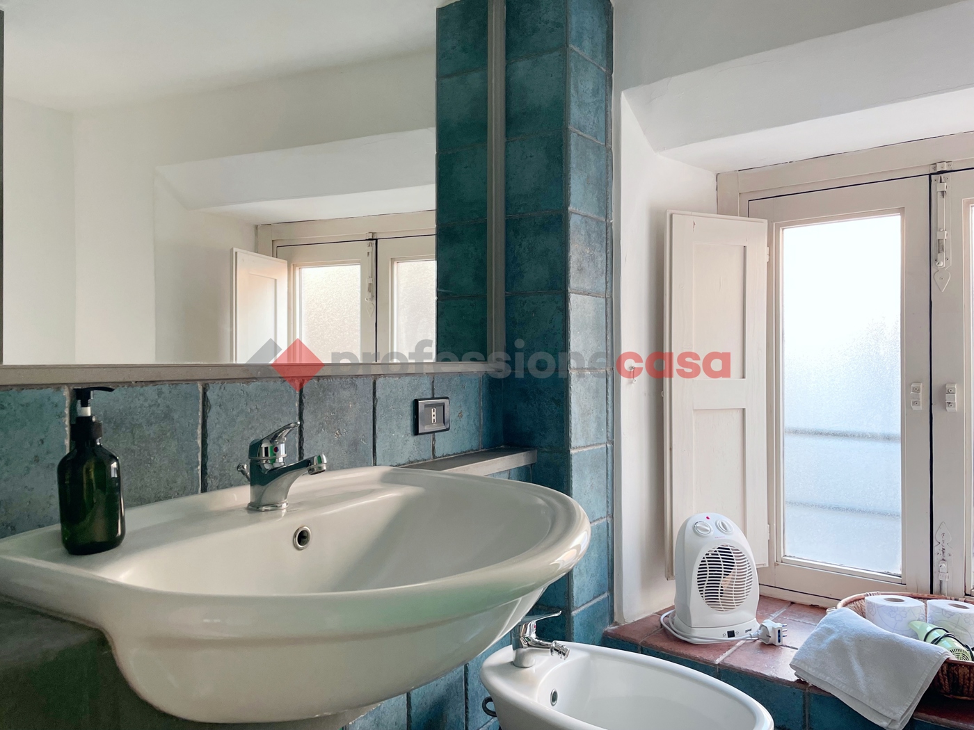 Bilocale arredato in affitto a Catania