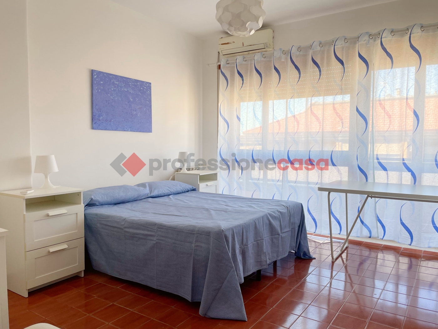 Trilocale arredato in affitto a Catania