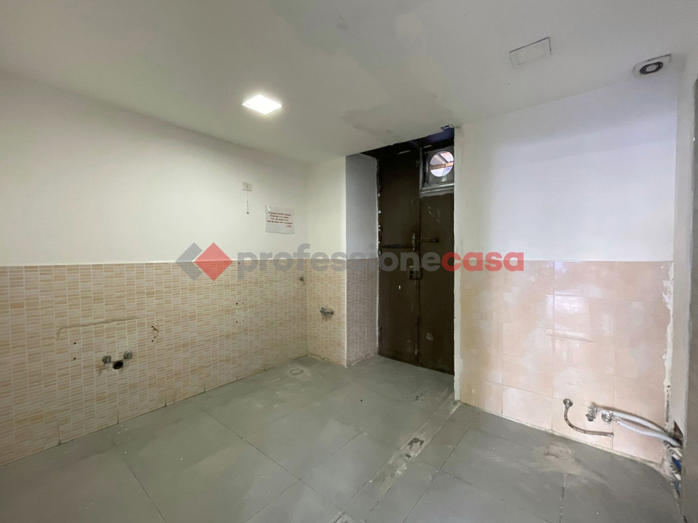 Negozio in vendita a Catania