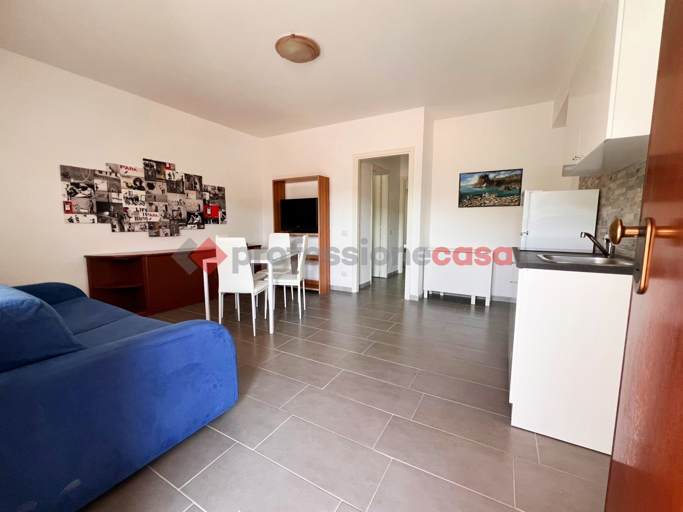 Bilocale arredato in affitto a Aci Castello