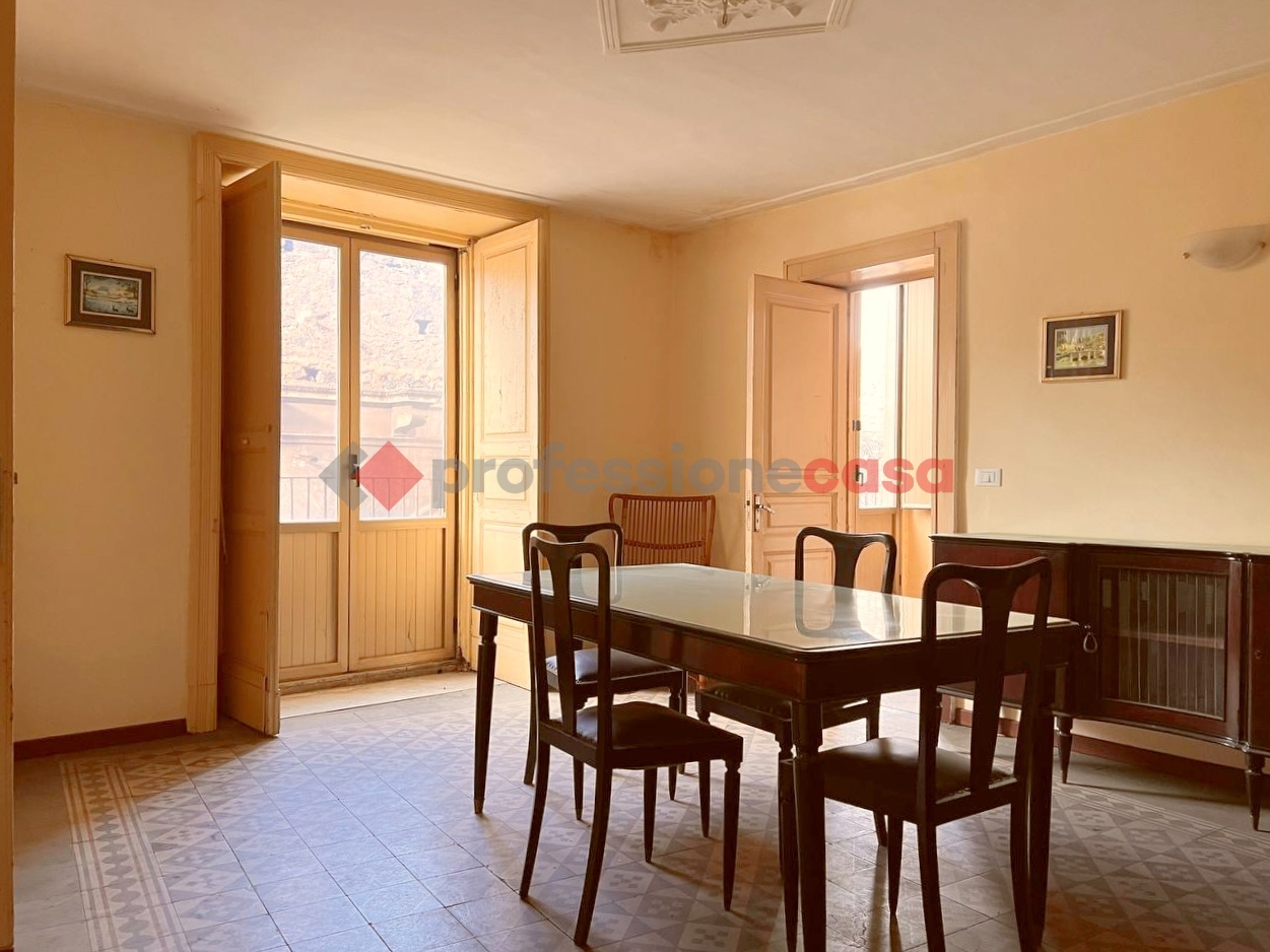 Appartamento da ristrutturare a Catania
