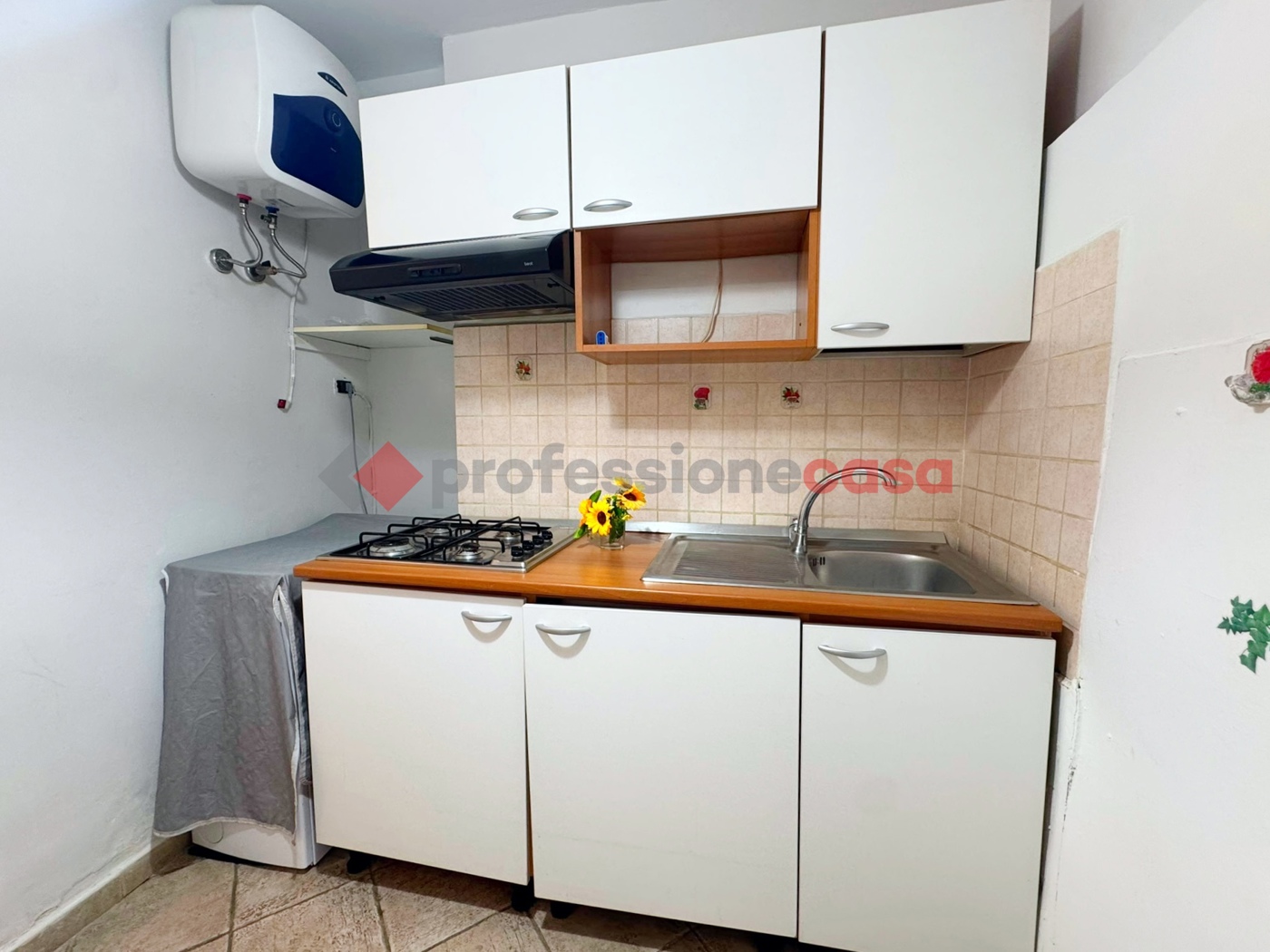 Monolocale arredato in affitto a Catania