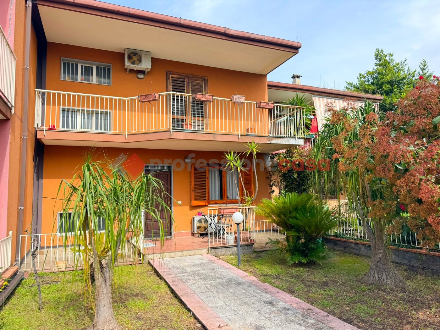 Villa in vendita a Aci Sant'Antonio