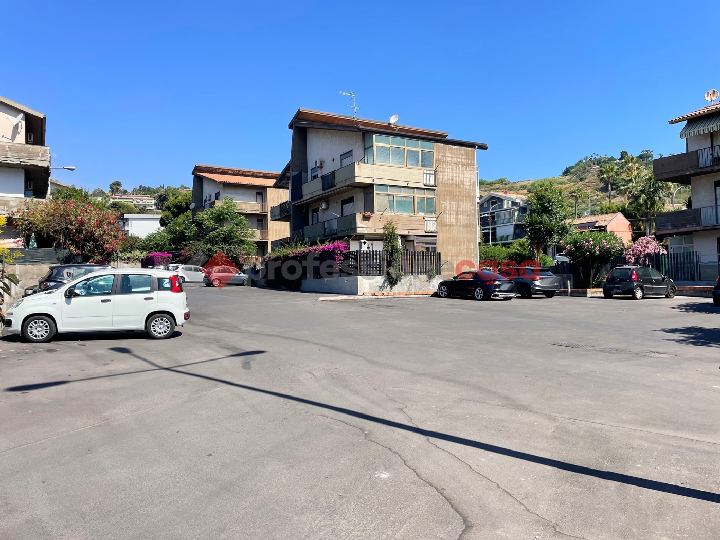 Monolocale ristrutturato a Aci Castello