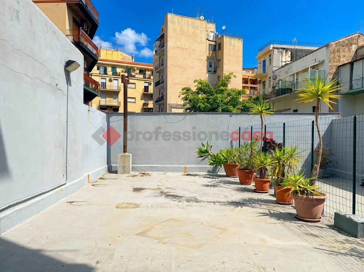 Quadrilocale da ristrutturare a Catania