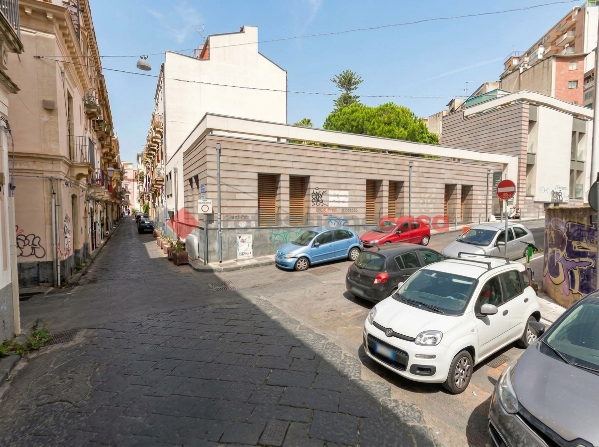 Box/Garage 23mq in affitto a Catania