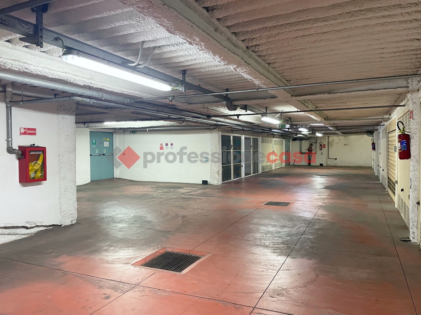 Box/Garage 23mq in affitto a Catania