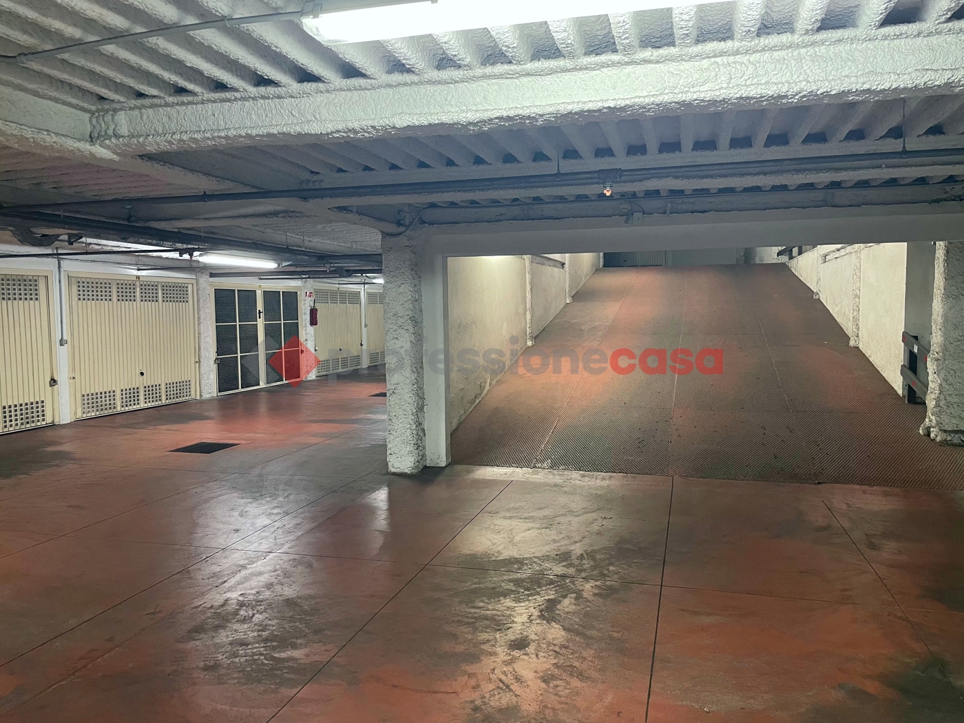 Box/Garage 23mq in affitto a Catania