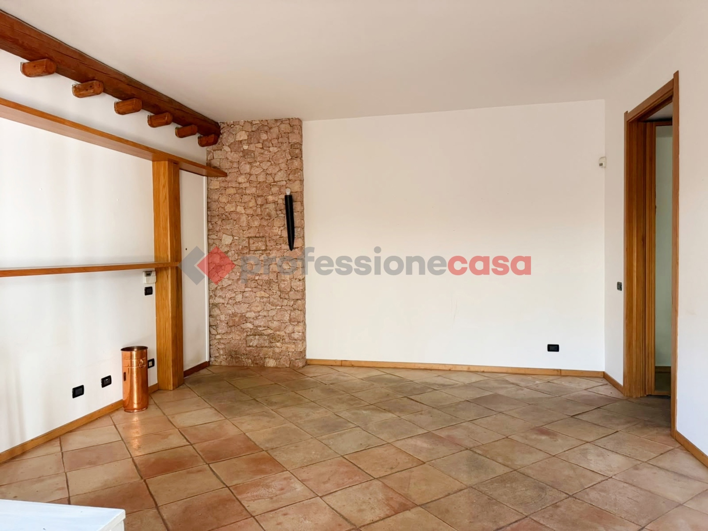 Trilocale ristrutturato a Aci Castello