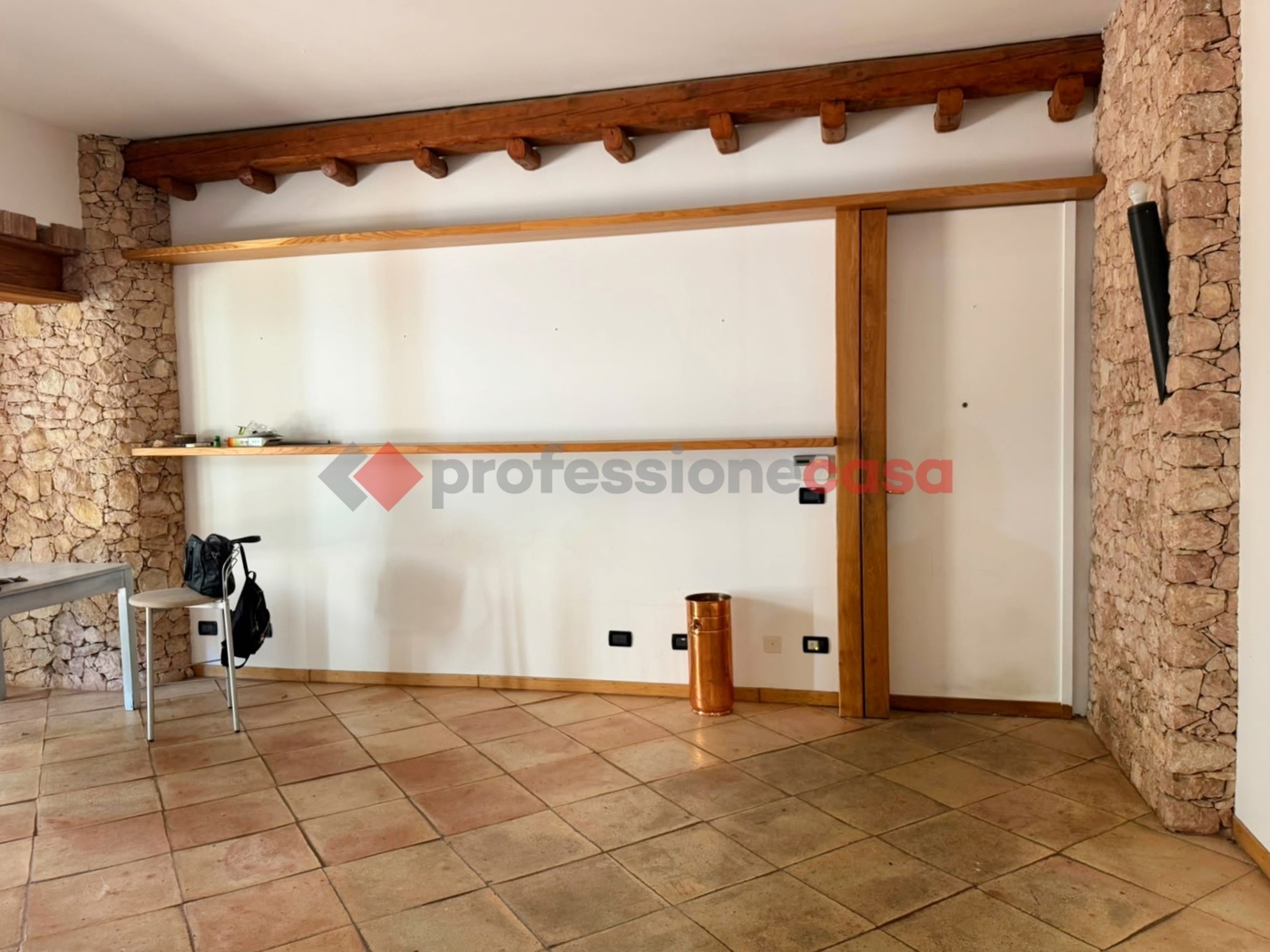 Trilocale ristrutturato a Aci Castello