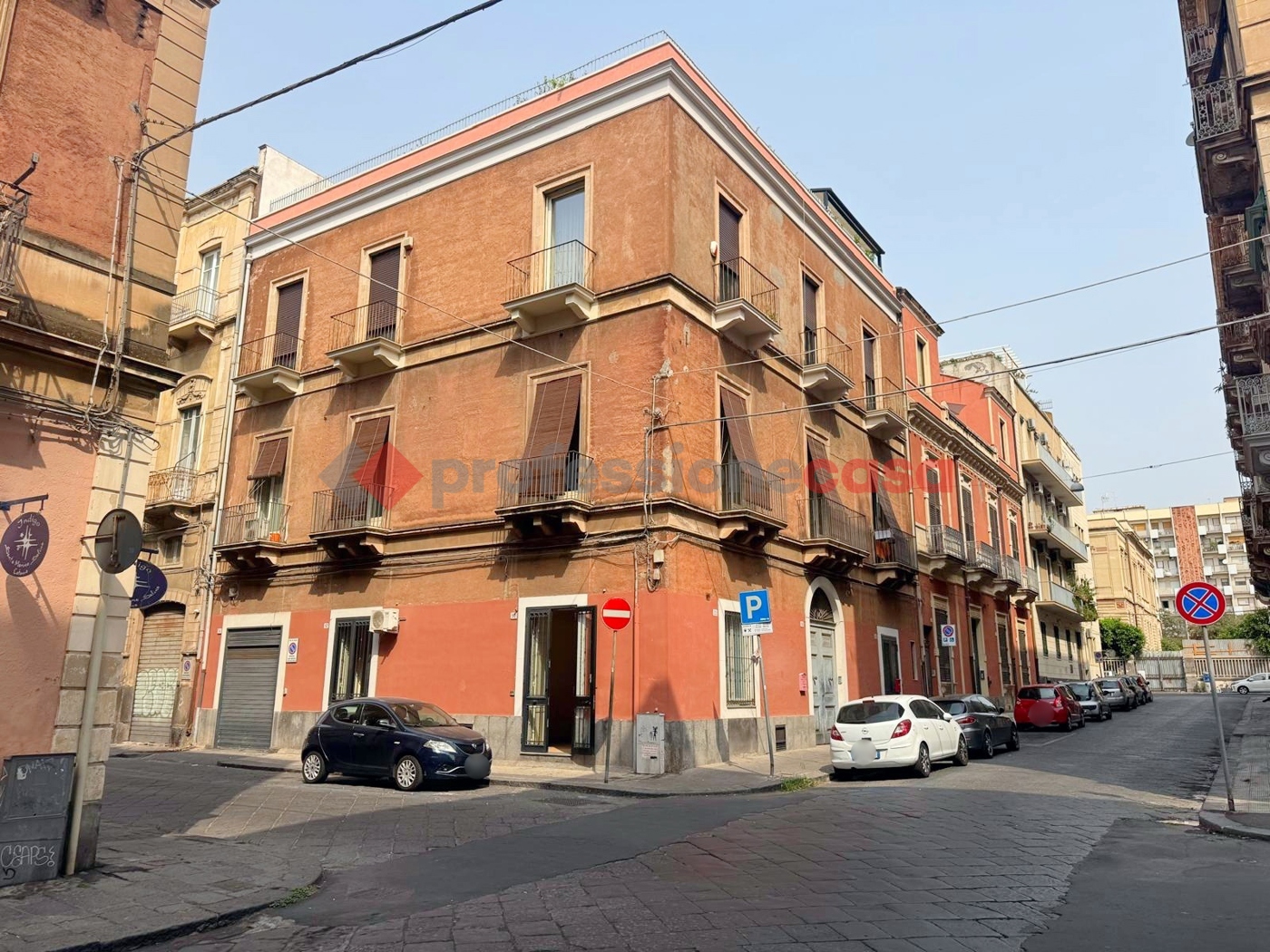 Ufficio ristrutturato a Catania